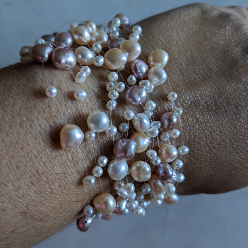 Iridesse Pearl Bracelet